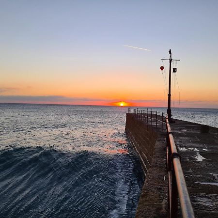 Sun Trap Apartment Porthleven Exterior photo